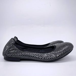 BORN Snakeskin Ballet Flats Black Silver Slip On Round Tie Comfort Shoes Size 8